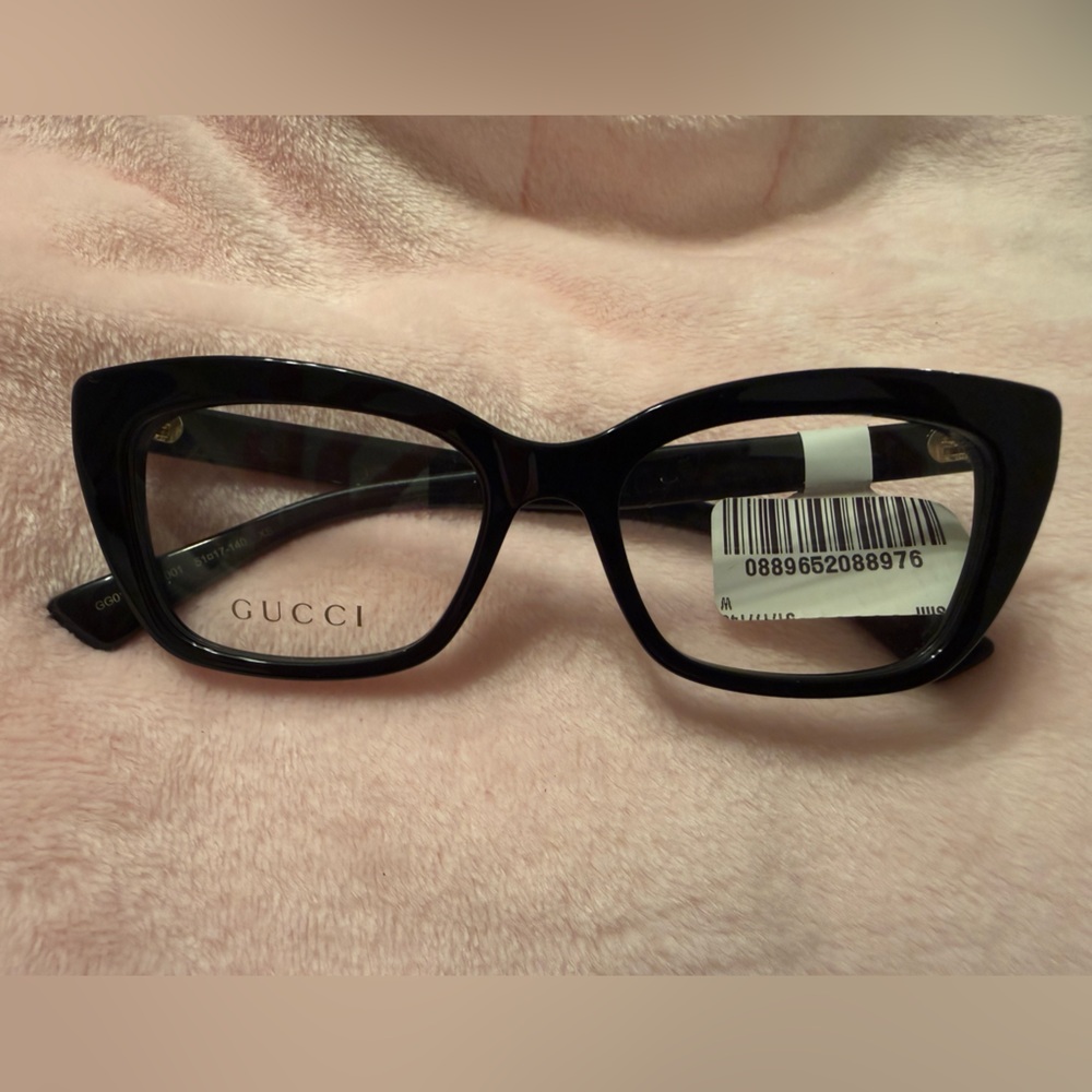 Gucci Women's Black Frame Glasses